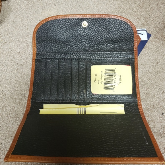 NEW!! Dooney & Bourke Crossbody with Wallet - Picture 6 of 7